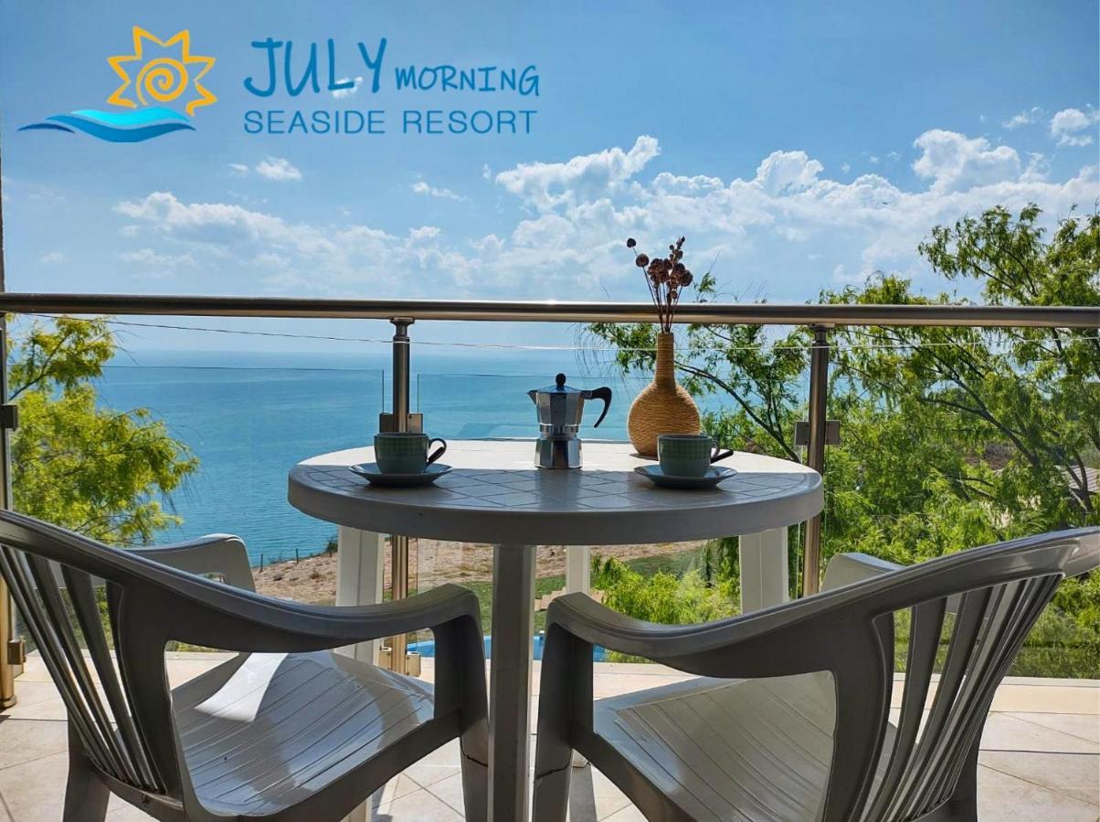July Morning Seaside Resort Kavarna Eksteriør billede